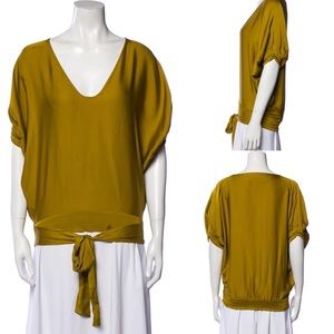 DVF silk batwing blouse size 6